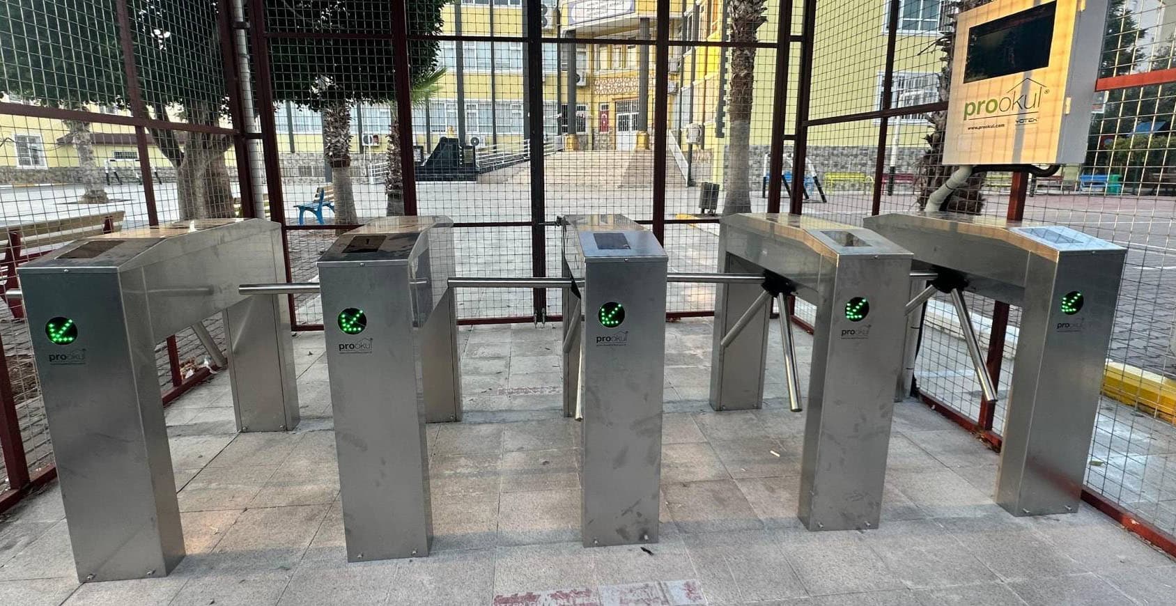 Okul Turnike Sistemi